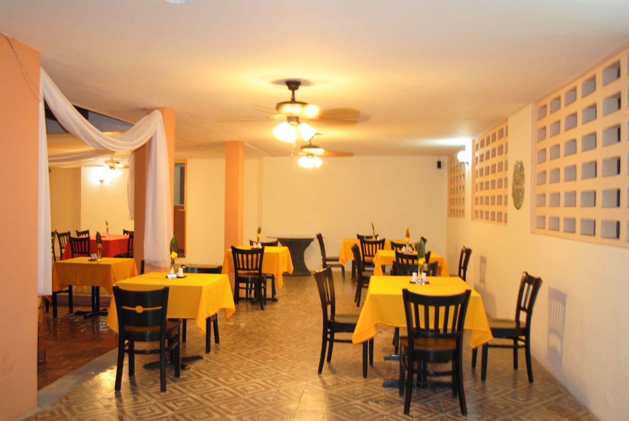 קאפ-האיטיין Hotel Imperial מראה חיצוני תמונה